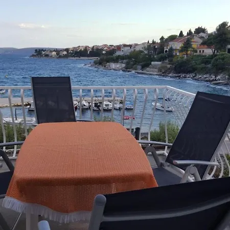Laura Apartamento Trogir