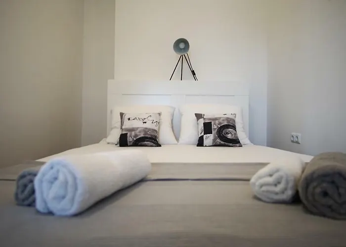 Laura Apartament