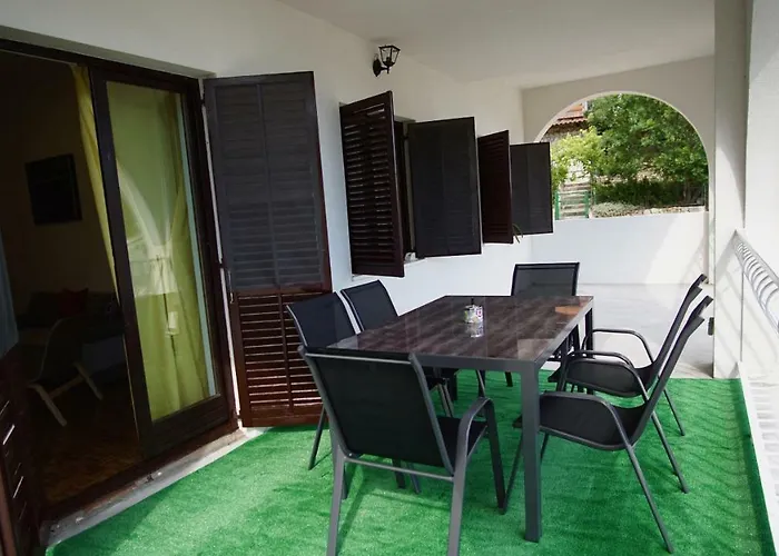 Apartament Laura *