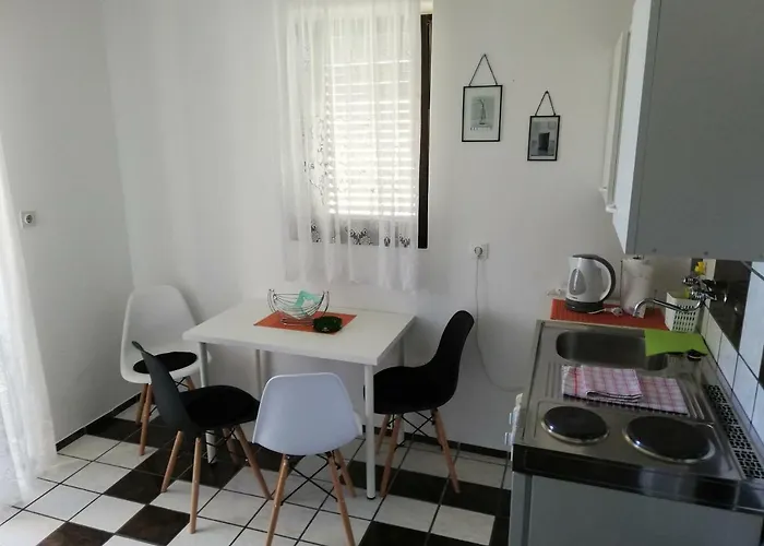 Apartament Laura *